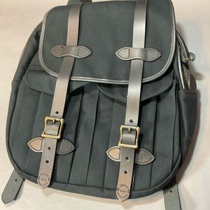 Filson rugged twill rucksack black on black